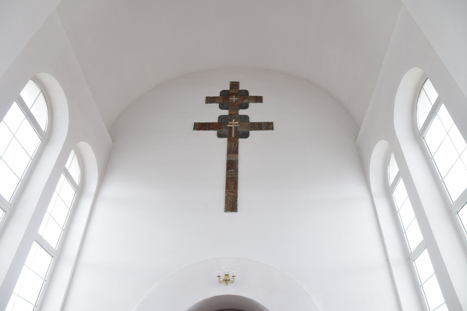 Ефросинья Полоцкая знаменита также своим пропавшим крестом. Это, к сожалению, не он. Церковь Святой Ефросиньи, Евенец, Беларусь
