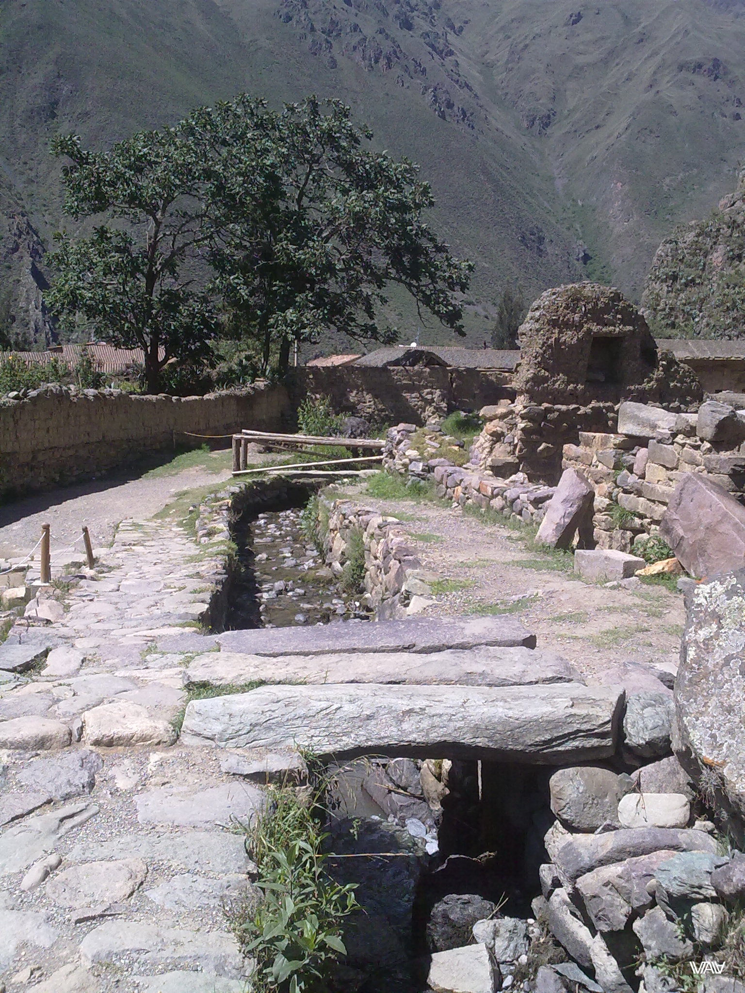 The houses of the ancient Peruvians went deep into the earth. Ollantaytambo, Peru