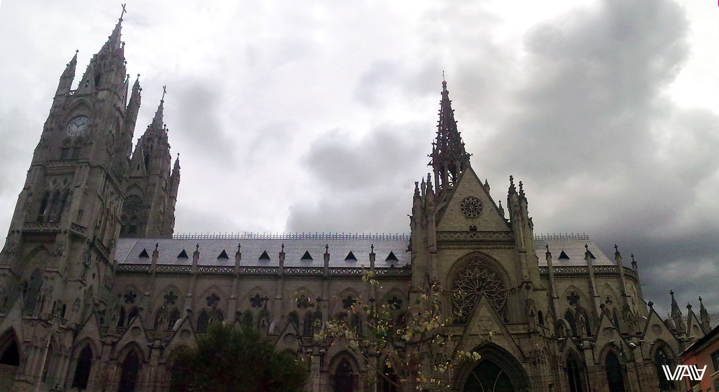 When I was making this panoramic photo near me Russian couple were arguing. I wanted to say hi so hard, but didn't want to enter their dispute. It's a pity. Basílica del Voto Nacional, Quito, Ecuador